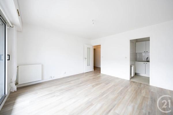Appartement F1 à vendre  1 pièce - 28,43 m 2   BOISSY ST LEGER  - 94