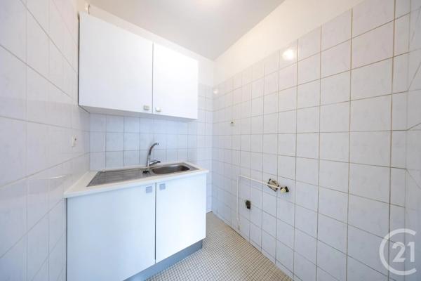 Appartement F1 à vendre  1 pièce - 28,43 m 2   BOISSY ST LEGER  - 94