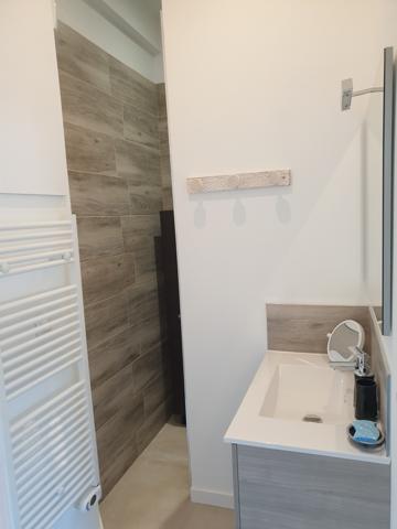 Pignan (34570) STUDIO et grande TERRASSE