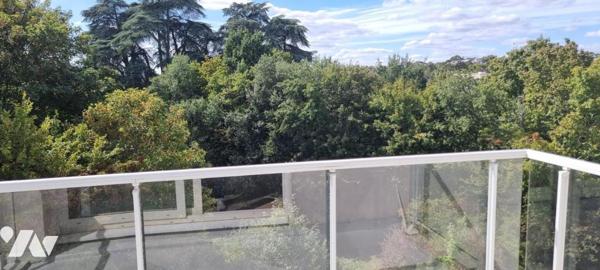 APPARTEMENT T2 AVEC BALCON ET PARKING
