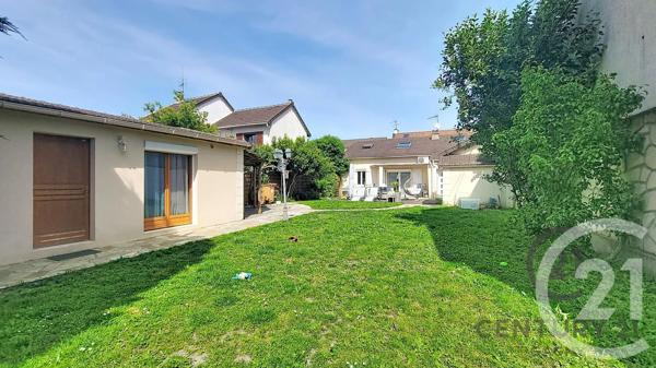 Maison à vendre  5 pièces - 94,68 m 2   NEUILLY SUR MARNE  - 93