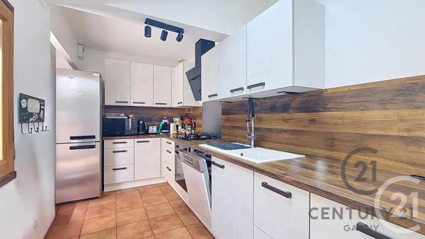 Maison à vendre  5 pièces - 94,68 m 2   NEUILLY SUR MARNE  - 93