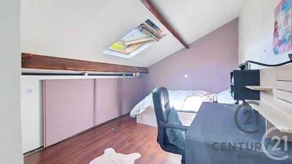 Maison à vendre  5 pièces - 94,68 m 2   NEUILLY SUR MARNE  - 93