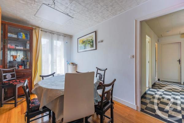 Maison à vendre  6 pièces - 158,25 m 2   CACHAN  - 94