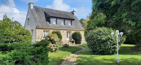 Maison de ville à vendre à Guiscriff dans le Morbihan (56560), ref : MA 1338