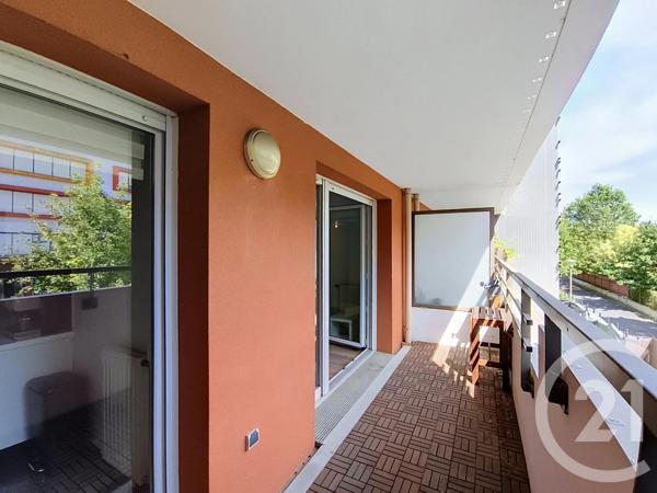 Appartement F3 à vendre  3 pièces - 65,98 m 2   ST DENIS  - 93
