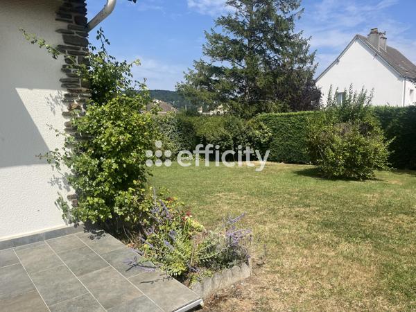 Maison
         4 pièces
        - 120 m² Bien prestige 425 000 € *