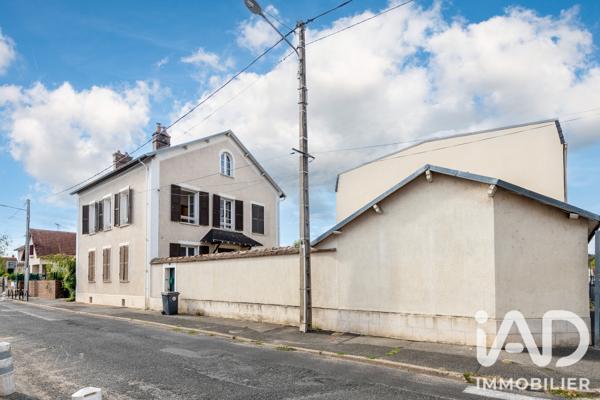 Maison à vendre 7 pièces 230 m² Montereau-Fault-Yonne