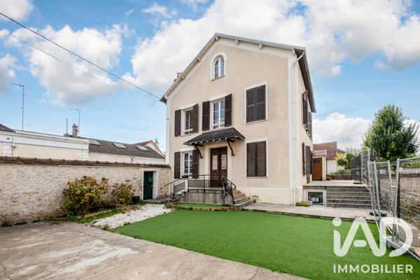 Maison à vendre 7 pièces 230 m² Montereau-Fault-Yonne