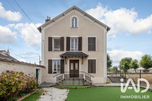Maison à vendre 7 pièces 230 m² Montereau-Fault-Yonne