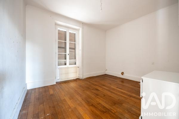 Maison à vendre 7 pièces 230 m² Montereau-Fault-Yonne