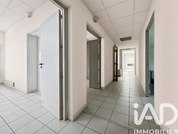Murs commerciaux  à vendre 296 m² Arles