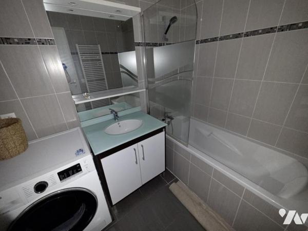 LILLE- QUARTIER DU BOIS HABITE- APPARTEMENT DE  70 M2 AVEC 2 CHAMBRES + BUREAU - BALCON - PARKING-
