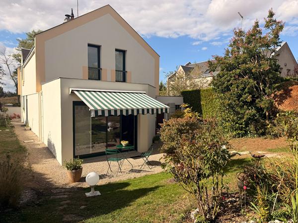Maison Blois de 136 m², quartier des provinces.