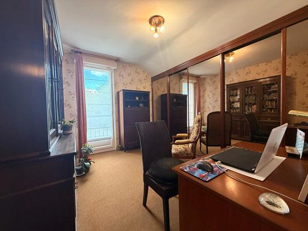 Maison Blois de 136 m², quartier des provinces.