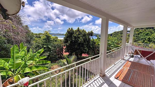 Flash Cosmy : 4 logements + vue mer à saisir