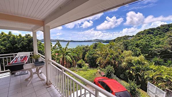 Flash Cosmy : 4 logements + vue mer à saisir