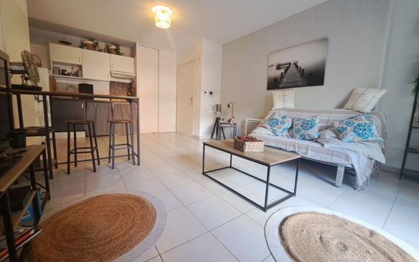 Appartement à vendre    2 pièces •  Narbonne