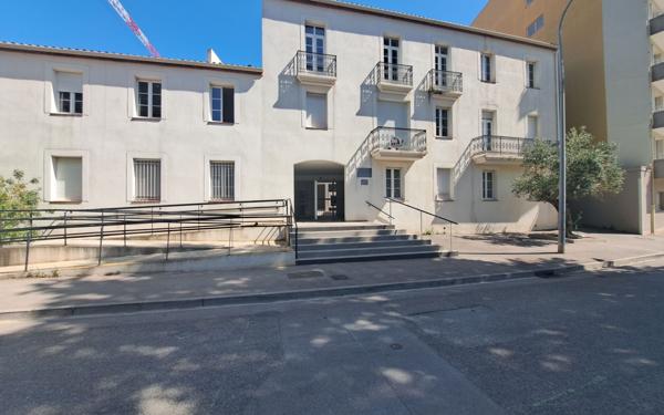 Appartement à vendre    2 pièces •  Narbonne