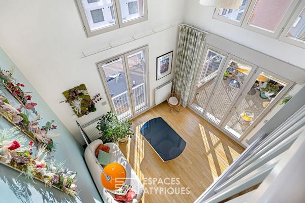 Duplex feutré avec double hauteur et terrasse