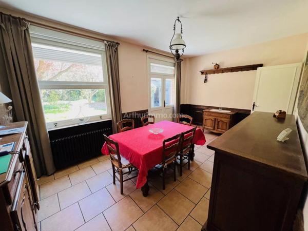 Vente Maison 8 pièces 207 m2 à Saint-Amand-les-Eaux