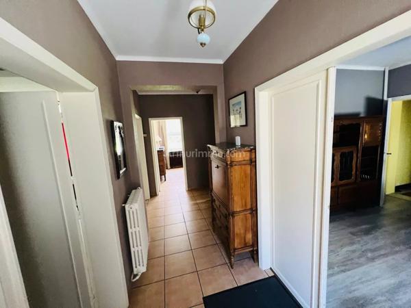 Vente Maison 8 pièces 207 m2 à Saint-Amand-les-Eaux