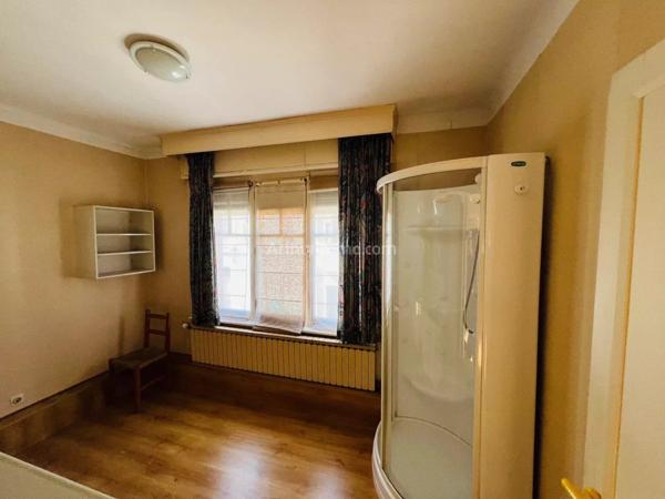 Vente Maison 8 pièces 207 m2 à Saint-Amand-les-Eaux