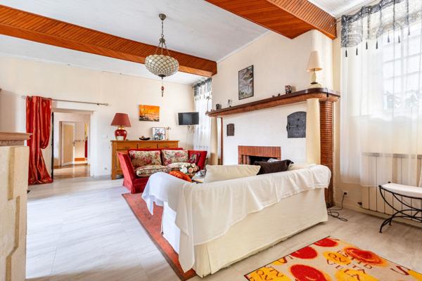 Demeure du 17ème siècle - 5 chambres, jardin et garage