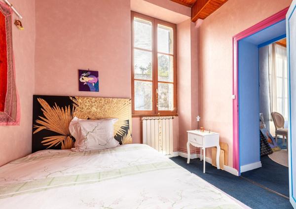 Demeure du 17ème siècle - 5 chambres, jardin et garage