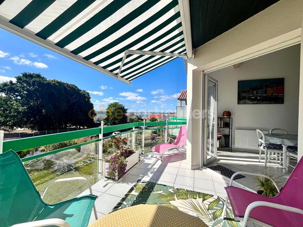 Vente
                Appartement53 m² - 2 Pièces -
                    SAINT GEORGES DE DIDONNE (17110)