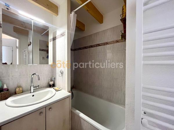 Vente
                Appartement53 m² - 2 Pièces -
                    SAINT GEORGES DE DIDONNE (17110)