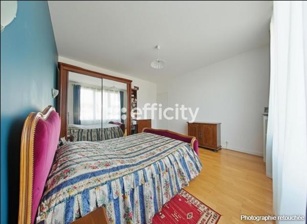 Maison 7 pièces - 143 m² Exclusivité efficity