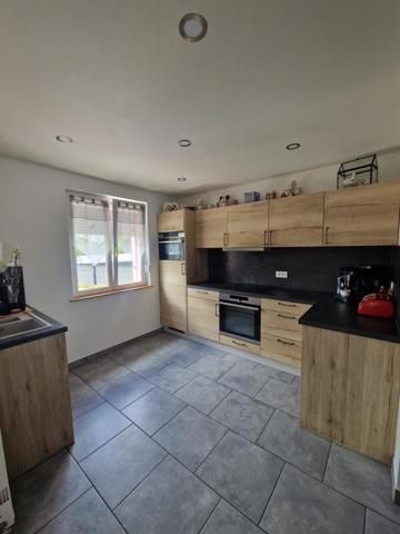 Maison rénovée avec 3 chambres, garage, jardin, terrasse aux portes des frontières !