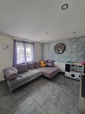 Maison rénovée avec 3 chambres, garage, jardin, terrasse aux portes des frontières !