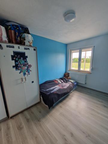 Maison rénovée avec 3 chambres, garage, jardin, terrasse aux portes des frontières !