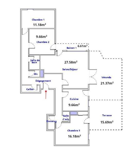 T4 en dernier étage + 45 m² d’extérieurs : bien rare !