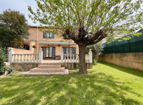 Maison Mitoyenne 1 côté et son jardin