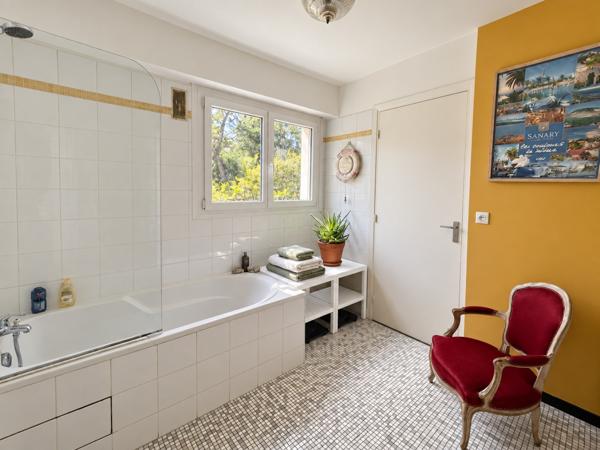 Appartement 5 pièce(s) 3 chambre(s) 97 m²
