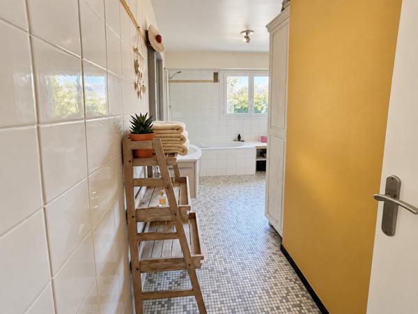 Appartement 5 pièce(s) 3 chambre(s) 97 m²
