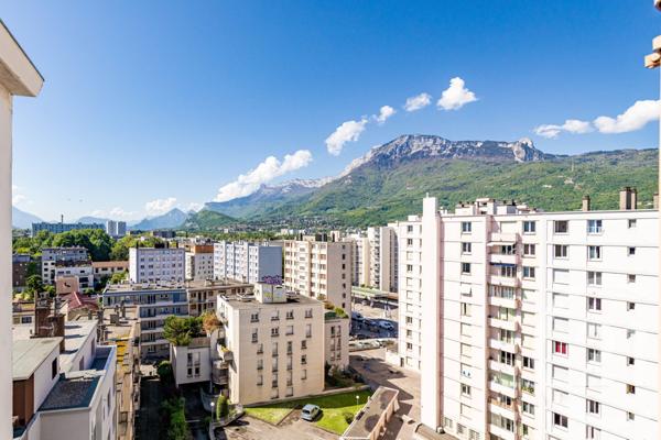 Appartement T2 à vendre  2 pièces - 58 m2 GRENOBLE - 38