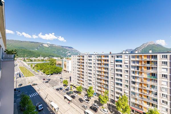 Appartement T2 à vendre  2 pièces - 58 m2 GRENOBLE - 38