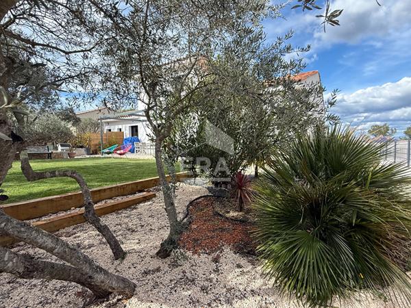 A VENDRE 83470 SAINT MAXIMIN LA SAINTE BAUME MAISON TYPE 5 DE 110M² SUR 807M² DE JARDIN GARAGE PISCINE