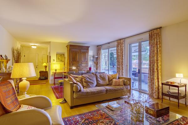 Appartement 5 pièce(s) 4 chambre(s) 127.85 m²