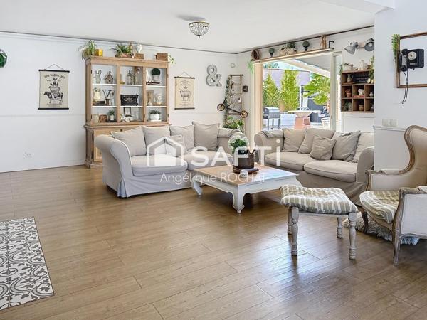 Magnifique Villa sur Corneilhan piscine sous sol intégrale 4 chambres