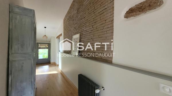 ANCIENNE FERME TOULOUSAINE RENOVEE AVEC PISCINE ET DEPENDANCES