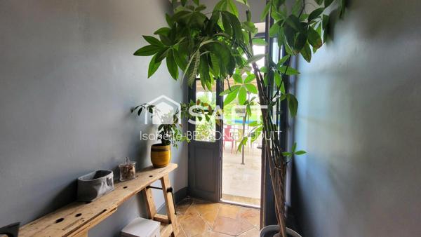 ANCIENNE FERME TOULOUSAINE RENOVEE AVEC PISCINE ET DEPENDANCES