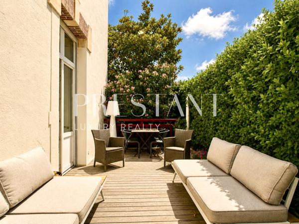 Appartement bourgeois au centre de Biarritz avec terrasse et parking, BIARRITZ