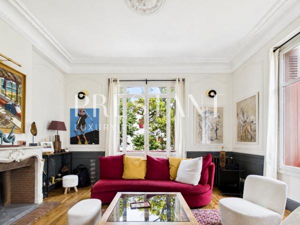 Appartement bourgeois au centre de Biarritz avec terrasse et parking, BIARRITZ