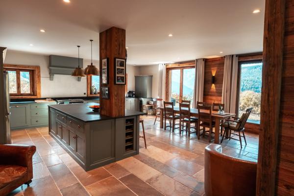 Chalet / ferme exceptionnel au cœur de la vallée de CHAMONIX