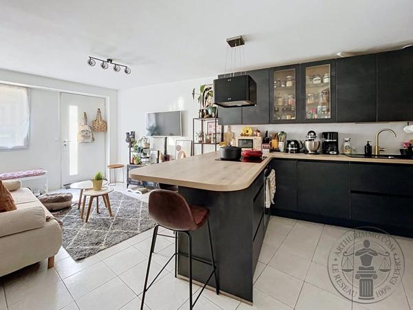 Vente                                                      Maison
                        
                     3 pièces                      40 m2                     à Dourdan